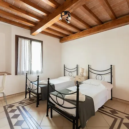 Delfino Hotel 3*