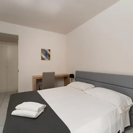 Delfino Hotel 3*