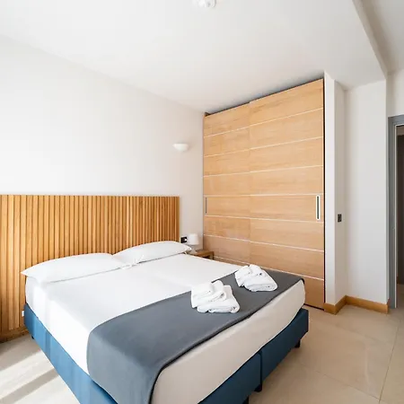 Delfino Hotel 3*