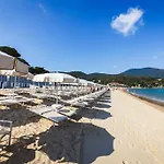 Delfino Procchio (Isola d'Elba)