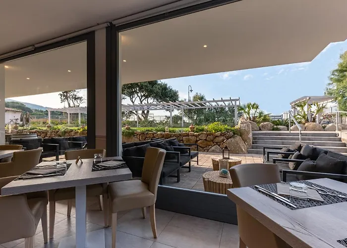 Delfino 3* Procchio (Isola d'Elba)